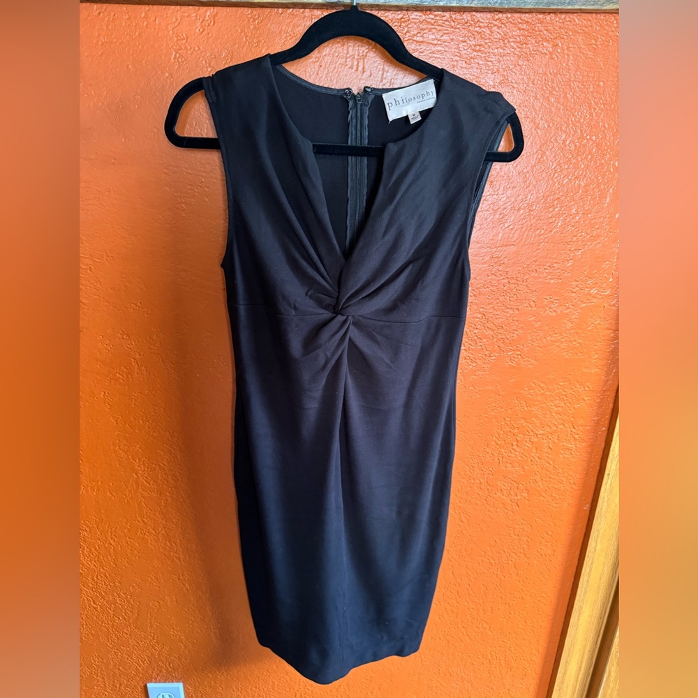 Sz‎ M Philosophy LITTLE BLACK DRESS!